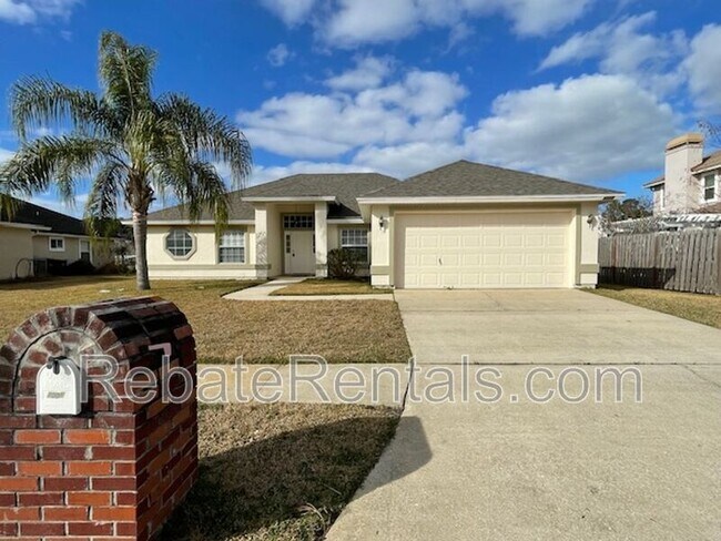 Foto del edificio - 5009 Grand Lakes Dr S
