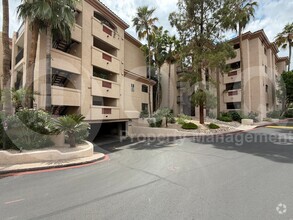 Building Photo - 5104 N 32nd St