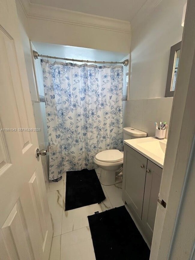 Foto del edificio - 6517 SW 18th St