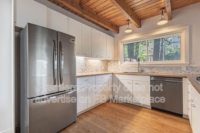 Foto del edificio - 4731 Liberty St