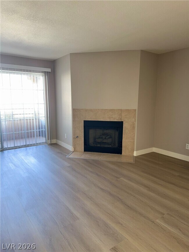 Building Photo - 2200 S Fort Apache Rd