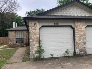 Building Photo - 603 Country Aire Dr