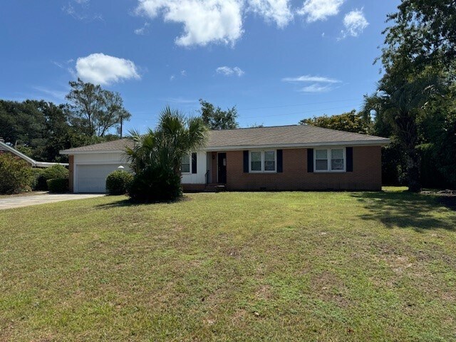 Building Photo - 7616 Glenwood Dr