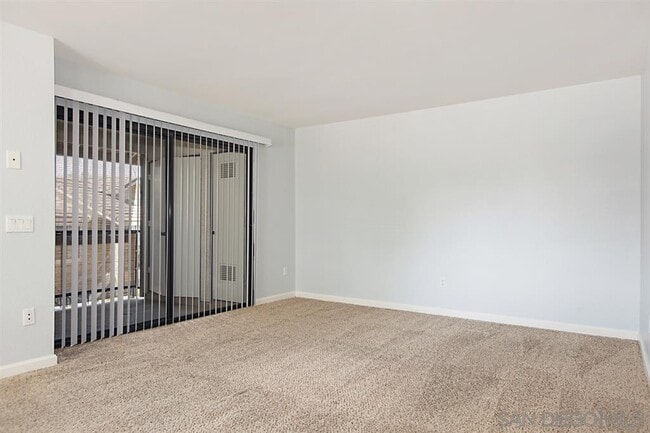 Building Photo - 8595 Summerdale Rd