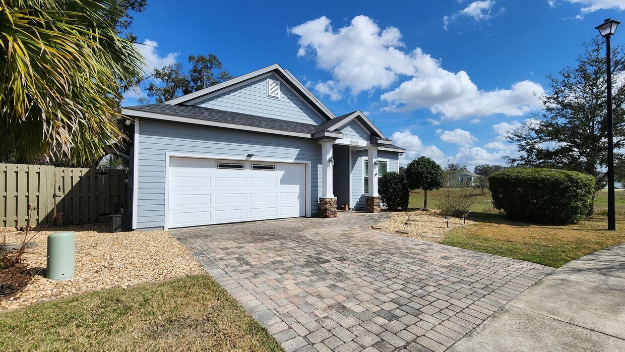 Foto principal - FOR RENT 4 BEDROOM 3 BATHROOM HOME