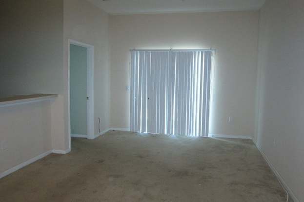Foto del edificio - 7920 Merrill Rd