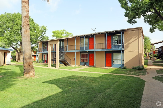 Foto del edificio - Legacy Apartments