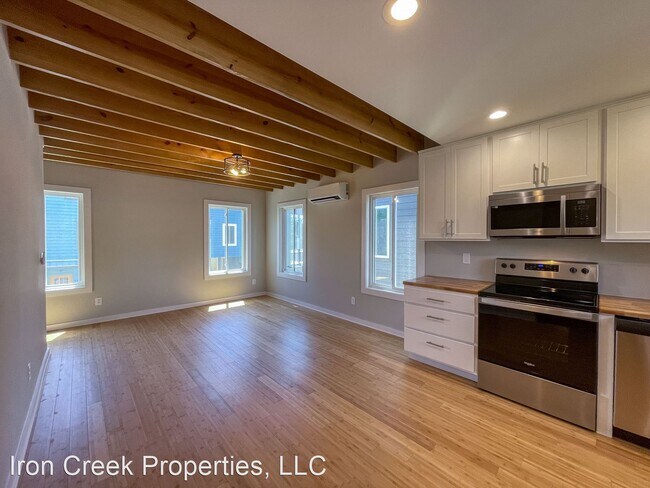Foto del edificio - 2 br, 1.5 bath House - 78 E. Cascade Street