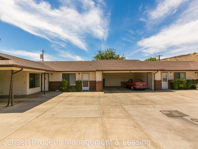 Foto del edificio - 2 br, 2 bath House - 155 West 300 South #7