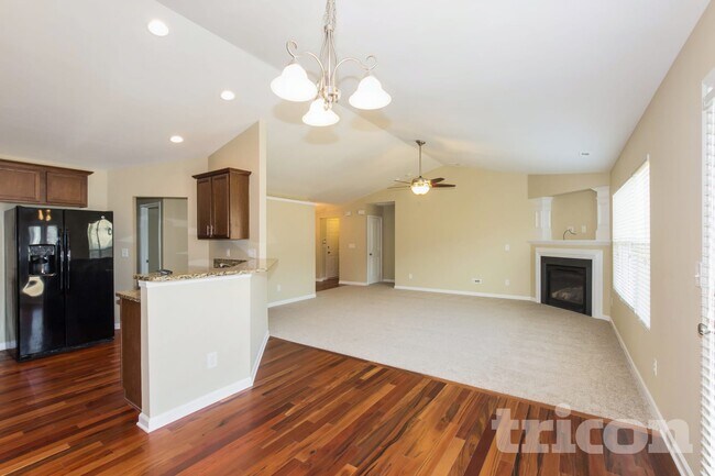 Foto del edificio - 15230 Oldcorn Ln