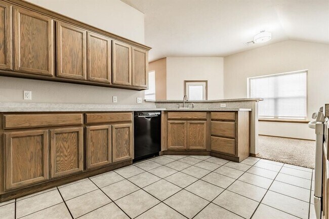Building Photo - 2209 SW 137th Pl