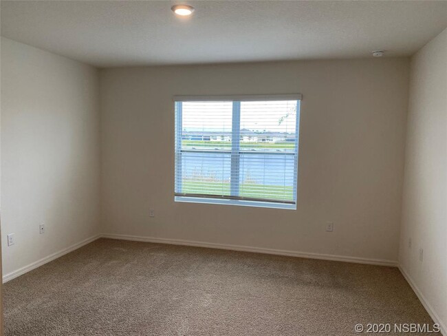 Building Photo - 2914 Blue Shores Way