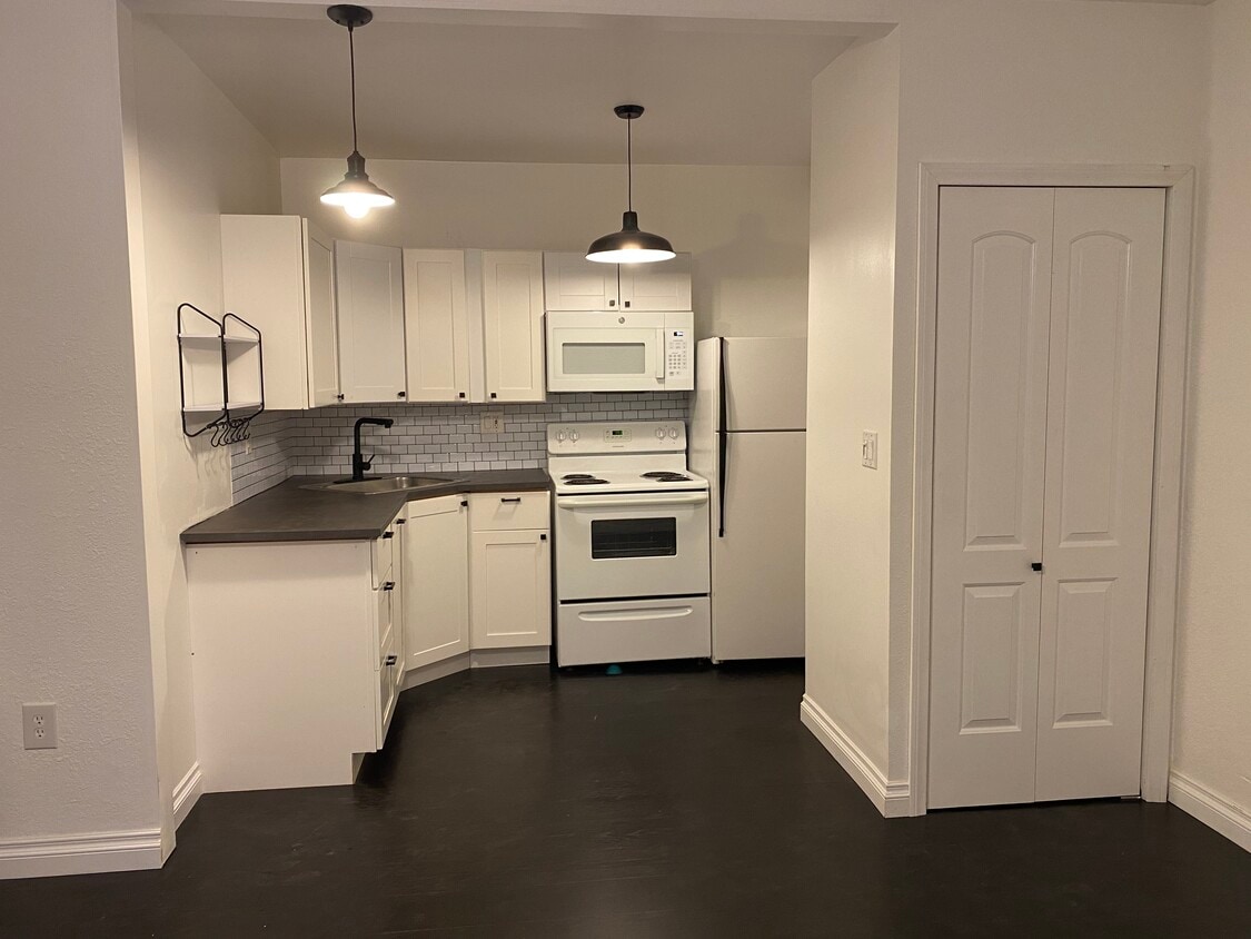 4150 Charlemagne Ave, Long Beach, CA 90808 House Rental in Long Beach