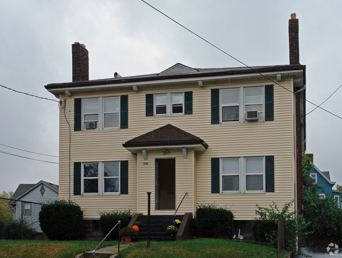 Building Photo - 2759 Harris Ave
