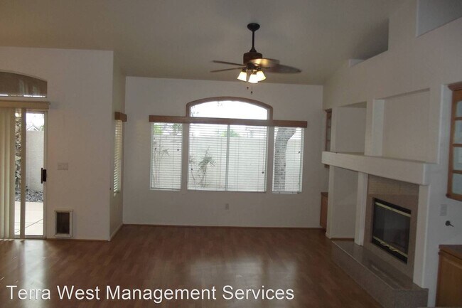 Building Photo - 2 br, 2 bath House - 4680 Ridgeford Street
