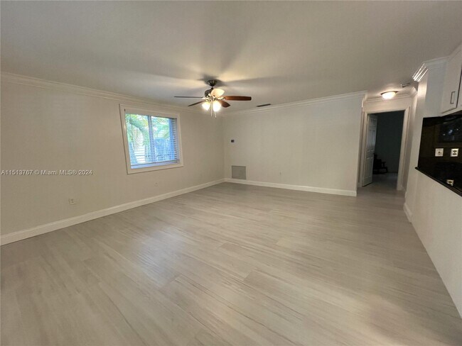 Foto del edificio - 7277 SW 166th St