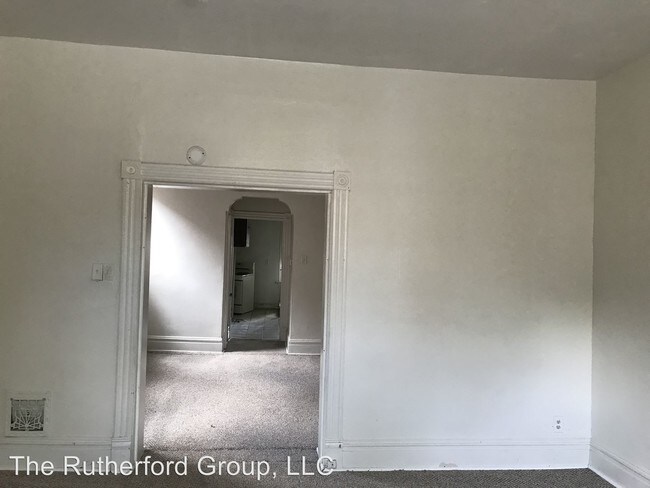 Building Photo - 3426 Itaska St