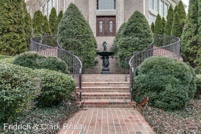 Building Photo - 4 br, 3.5 bath House - 61 Whitworth