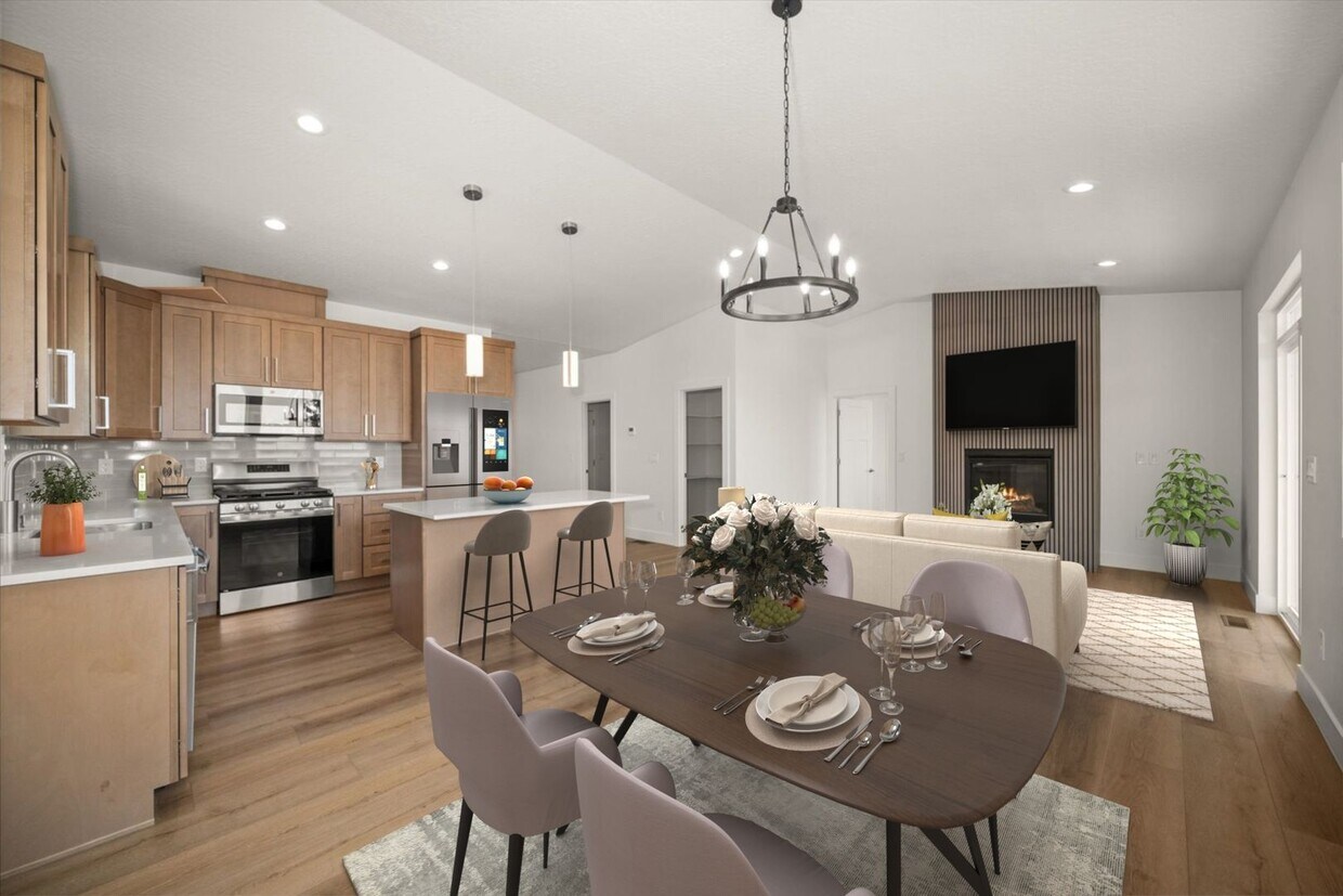 Foto principal - $3,375 - 4 Bed / 3 Bath Stunning Brand New...