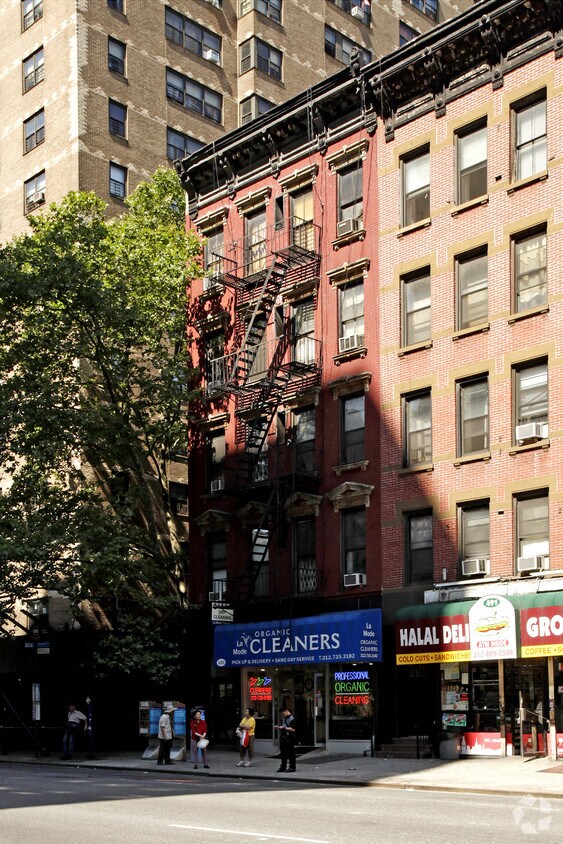 Building Photo - 489 Second Ave