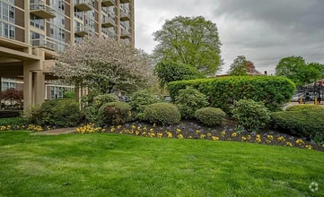 Building Photo - 3600 Conshohocken Ave