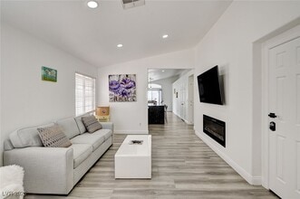 Building Photo - 8127 Chambersberg St