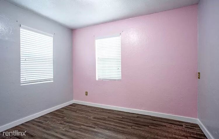 Foto principal - 4 br, 2 bath House - 5300 South Drexel Ave