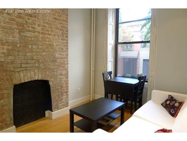 Primary Photo - 260 W 22nd St