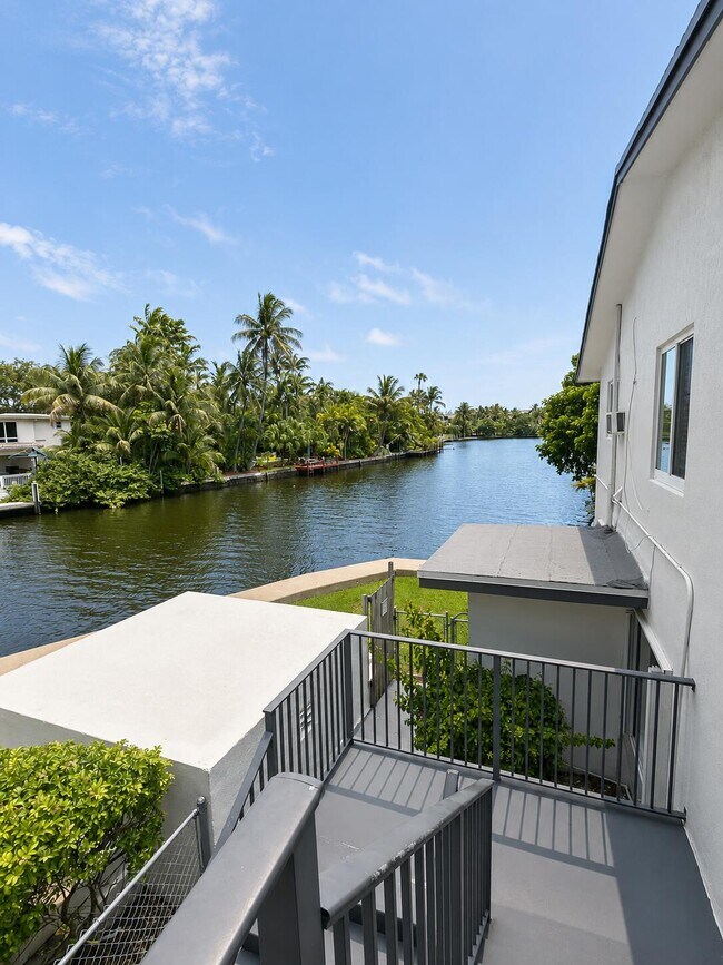 Foto del edificio - 1814 E Oakland Park Blvd