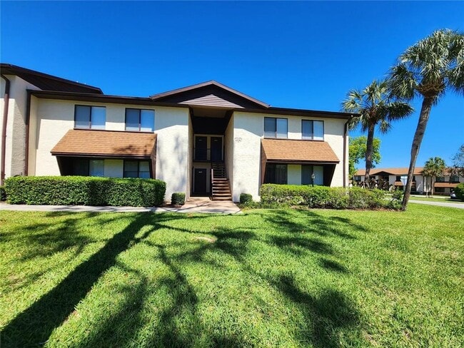 Foto del edificio - 552 Fairways Dr