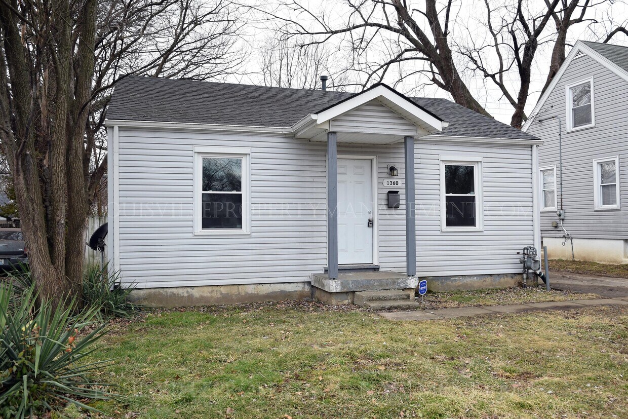 Primary Photo - 1360 Lillian Ave