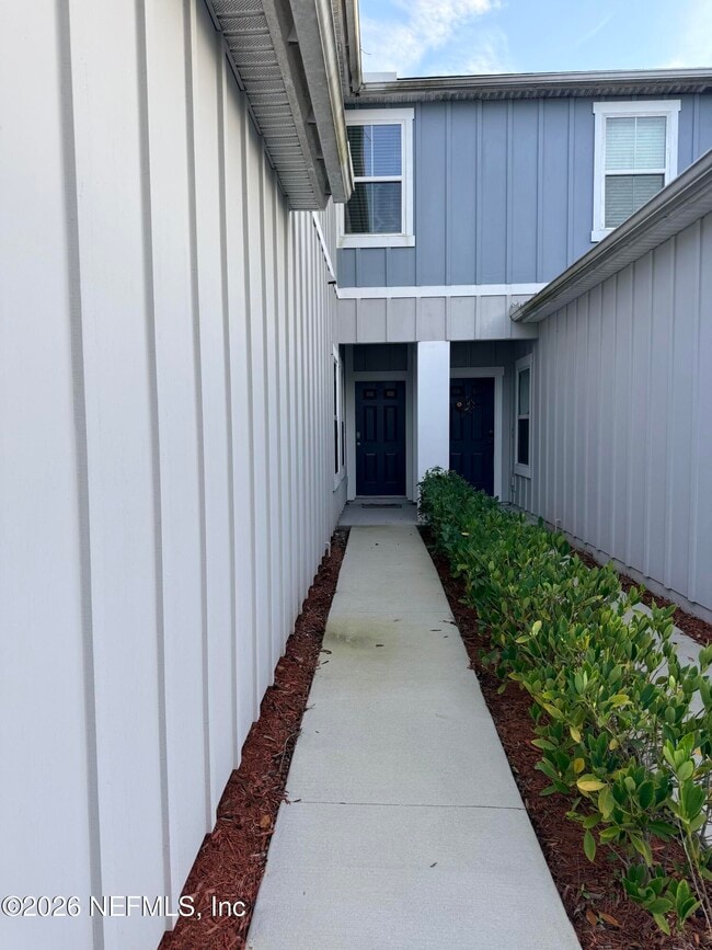 Building Photo - 246 Aralia Ln