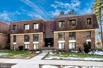 Building Photo - 5232 W Running Brook Rd