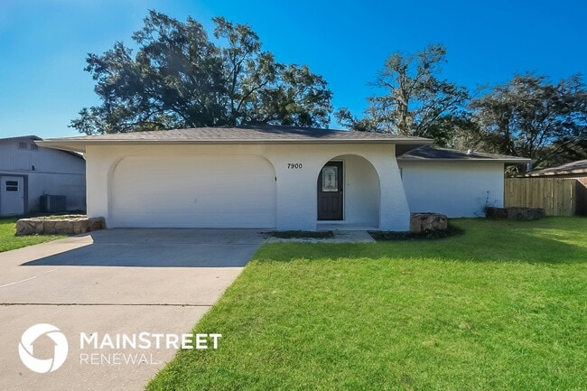 Building Photo - 7900 Lightfoot Dr