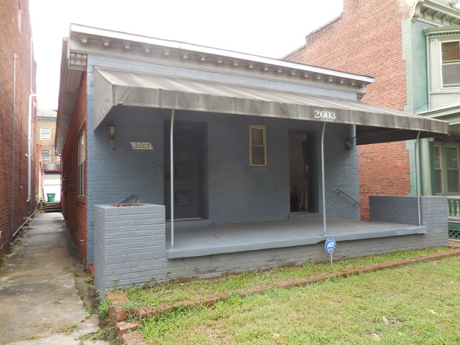 2603 West Grace St 23220 - 2603 W Grace St