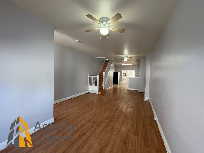 Building Photo - Bright 3 Bedroom Home with Private Basemen...