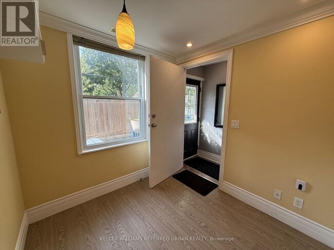 Building Photo - 1055 Craven Rd