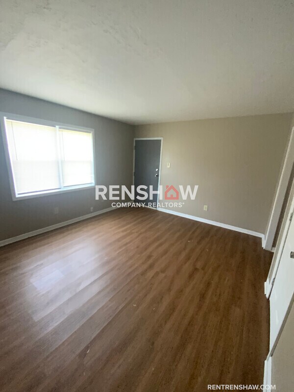 Building Photo - 1401 Meeks St