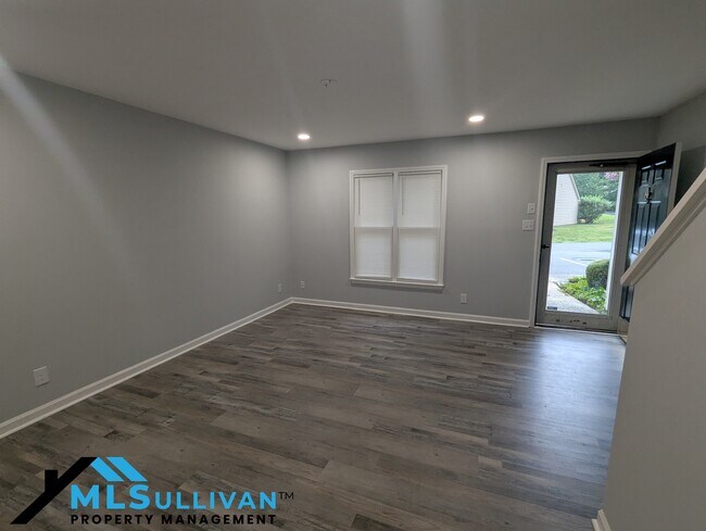 Building Photo - 51 Crystal Oaks Ct