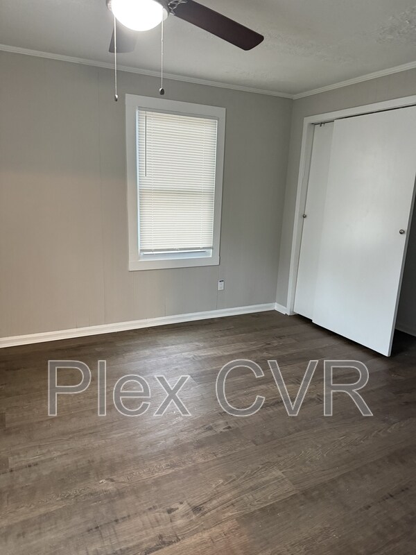 Foto del edificio - 4022 Young Ave