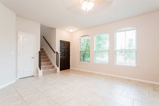 Foto del edificio - 605 Allens Creek Way