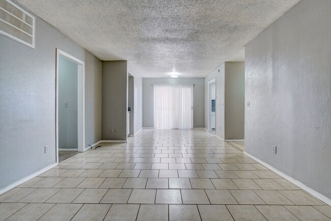 Photo - 3 bed 2 bath duplex in Midwest City Townhome