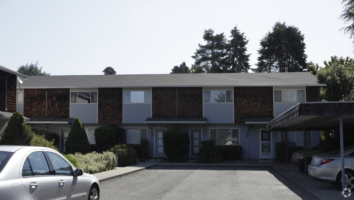 Building Photo - 19846-19868 San Miguel Ave