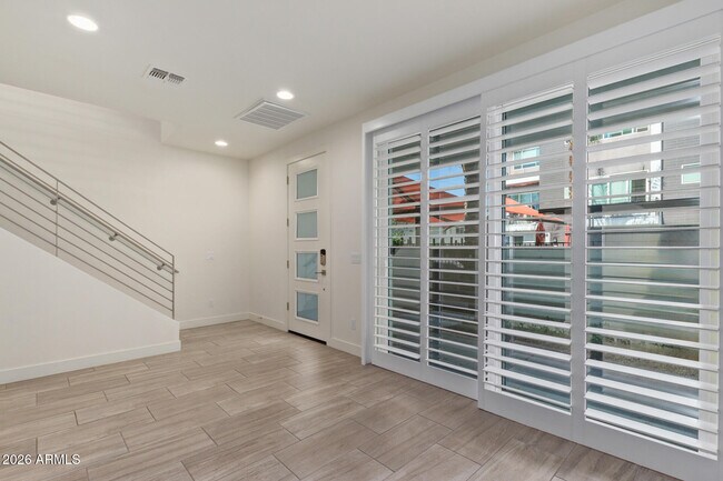 Foto del edificio - 4444 N 25th St