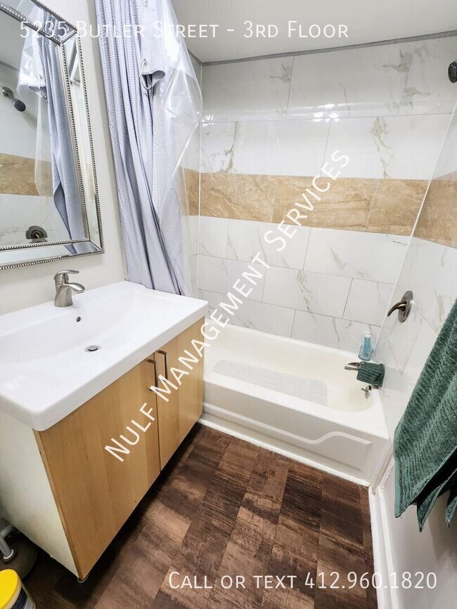 Foto del edificio - 5235 Butler St
