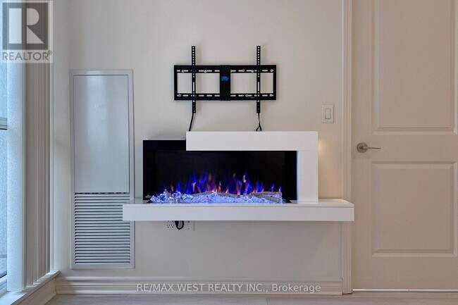 Building Photo - 39 Annie Craig Dr