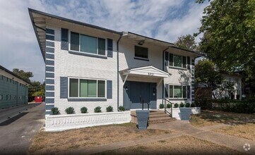 Building Photo - 5921 Gaston Ave