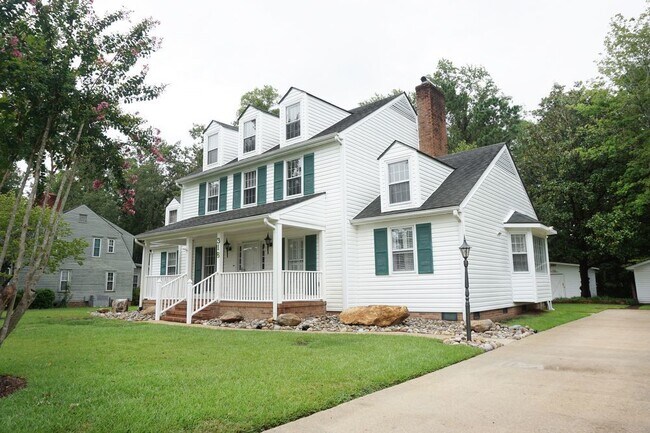 Foto del edificio - 318 Foxhall Ct