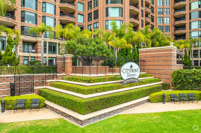 Entrance - CityFront Terrace