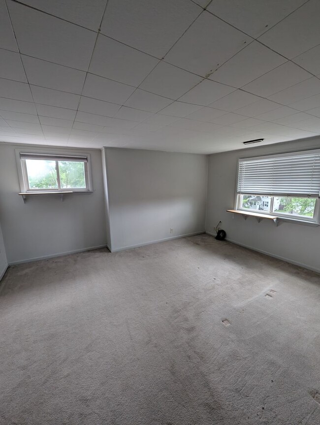 Building Photo - 105 Kirkpatrick St